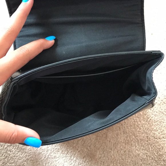 black snake skin chain purse - Picture 2 of 4